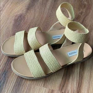 Steve Madden sandal